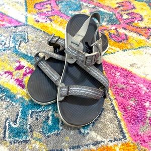 Womens Size 8 Chacos Grey